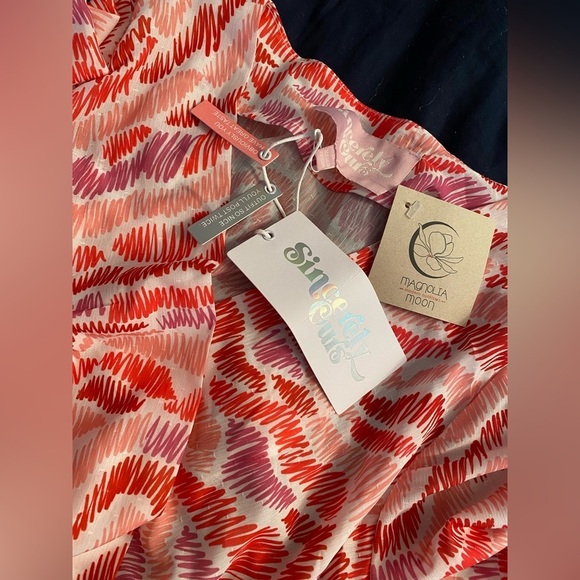 Sincerely Ours Isla Long Sleeve Wrap Dress in Raspberry Kiss Print - Picture 4 of 10